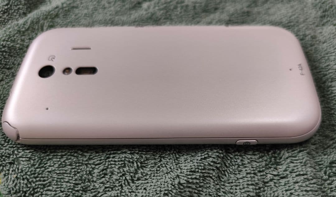 らくらくフォンF-42A