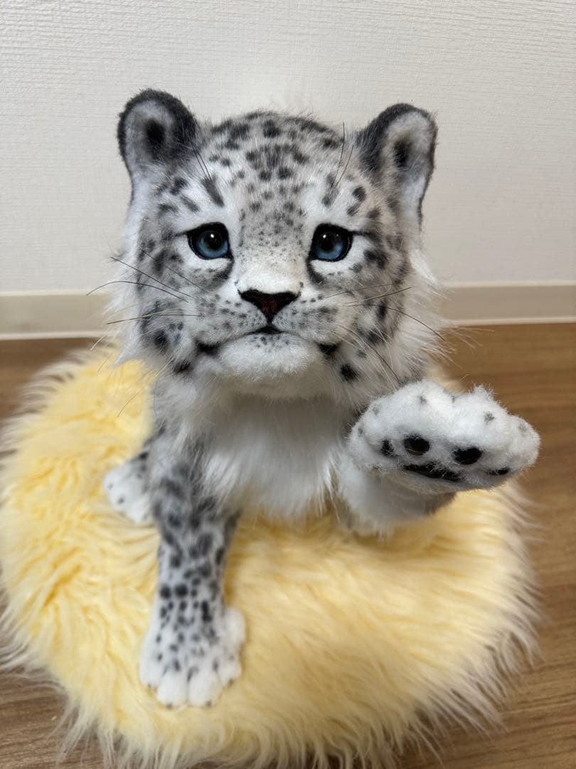 海外作家様作　アートドール　ユキヒョウの子供