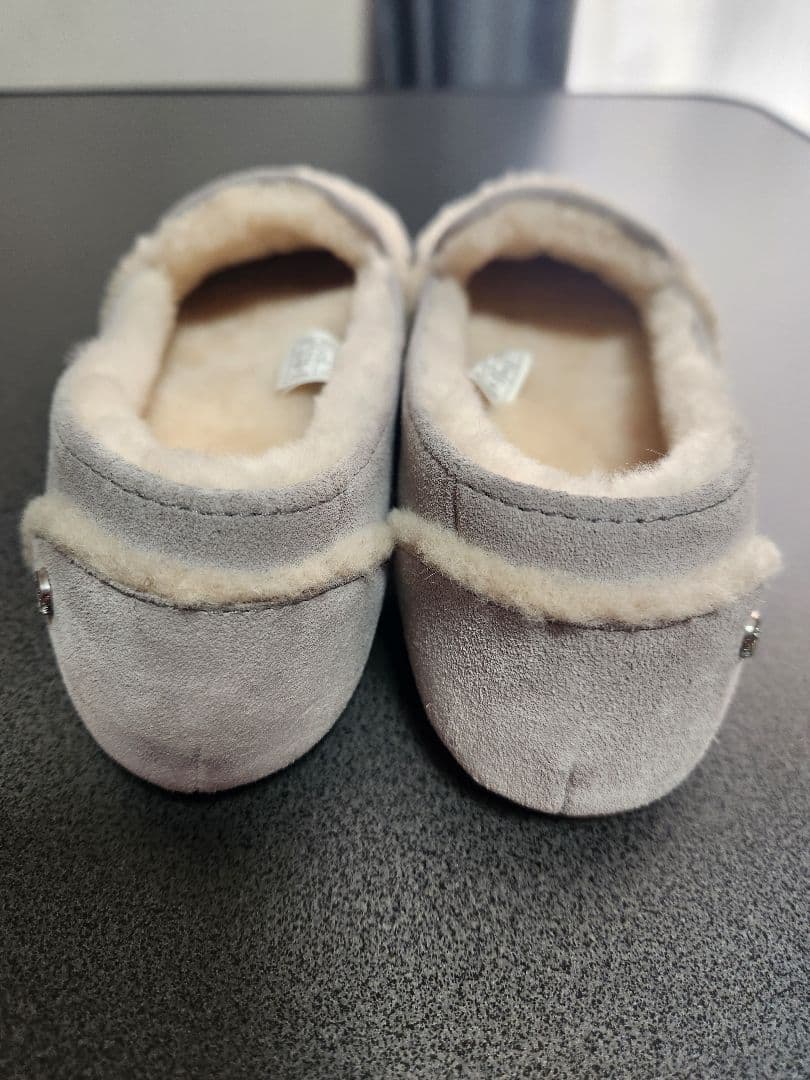 UGG LIGHT.GREY スエード モカシン