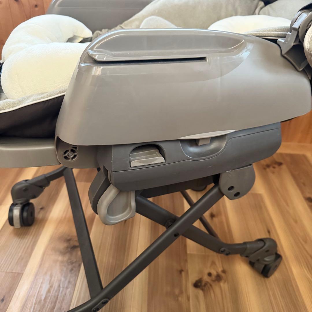 コンビ ネムリラ AUTO SWING BEDi EG 電動ハイローチェア