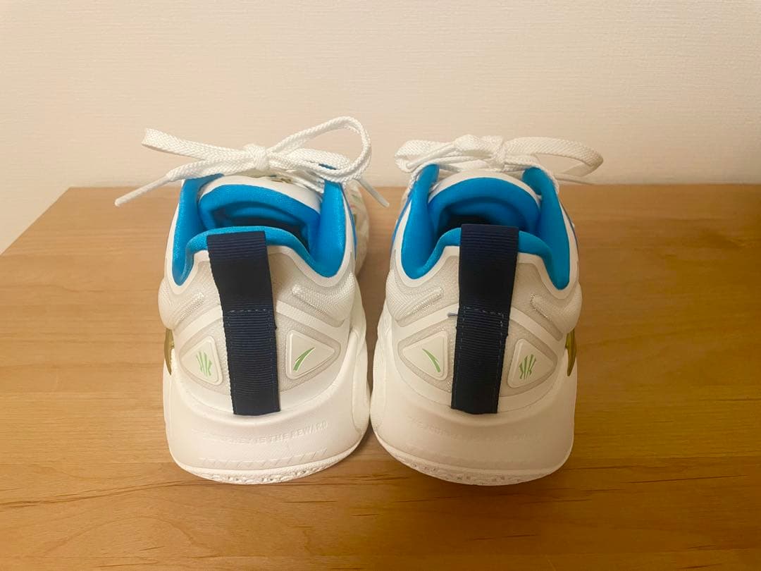 ANTA KAI1/バスケットボールシューズ ホワイト/ブルー/グリーン