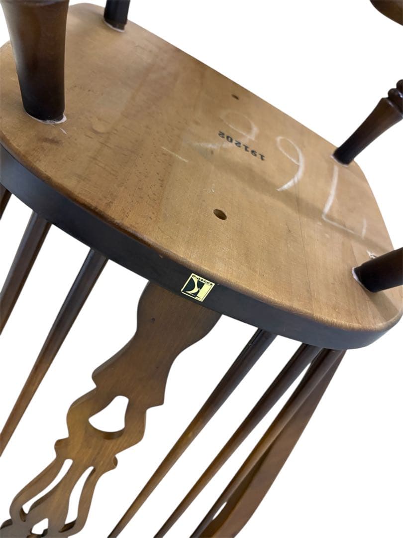 飛騨産業　キツツキマーク　アンティーク　ダイニングチェア　ウィンザーチェア