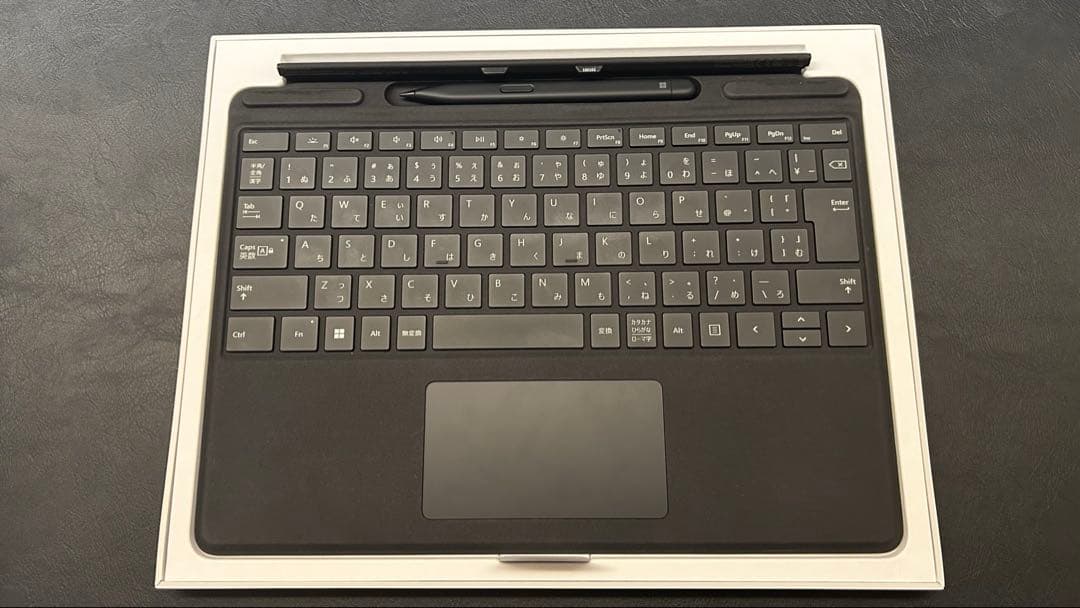 Windowsタブレット本体 Surface Pro 8 Core i5 / 8GB RAM / 256GB