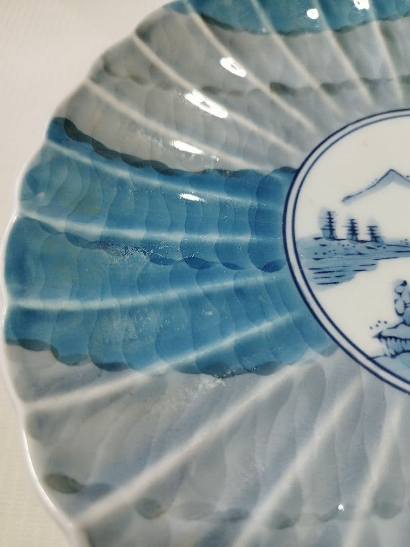 ♥値下げします　希少な高級有田焼き源右衛門作の珍しい 手書き絵大皿です。