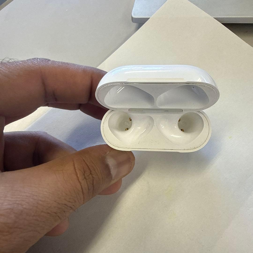 2025 Apple AirPods本体 USB-C充電ポート