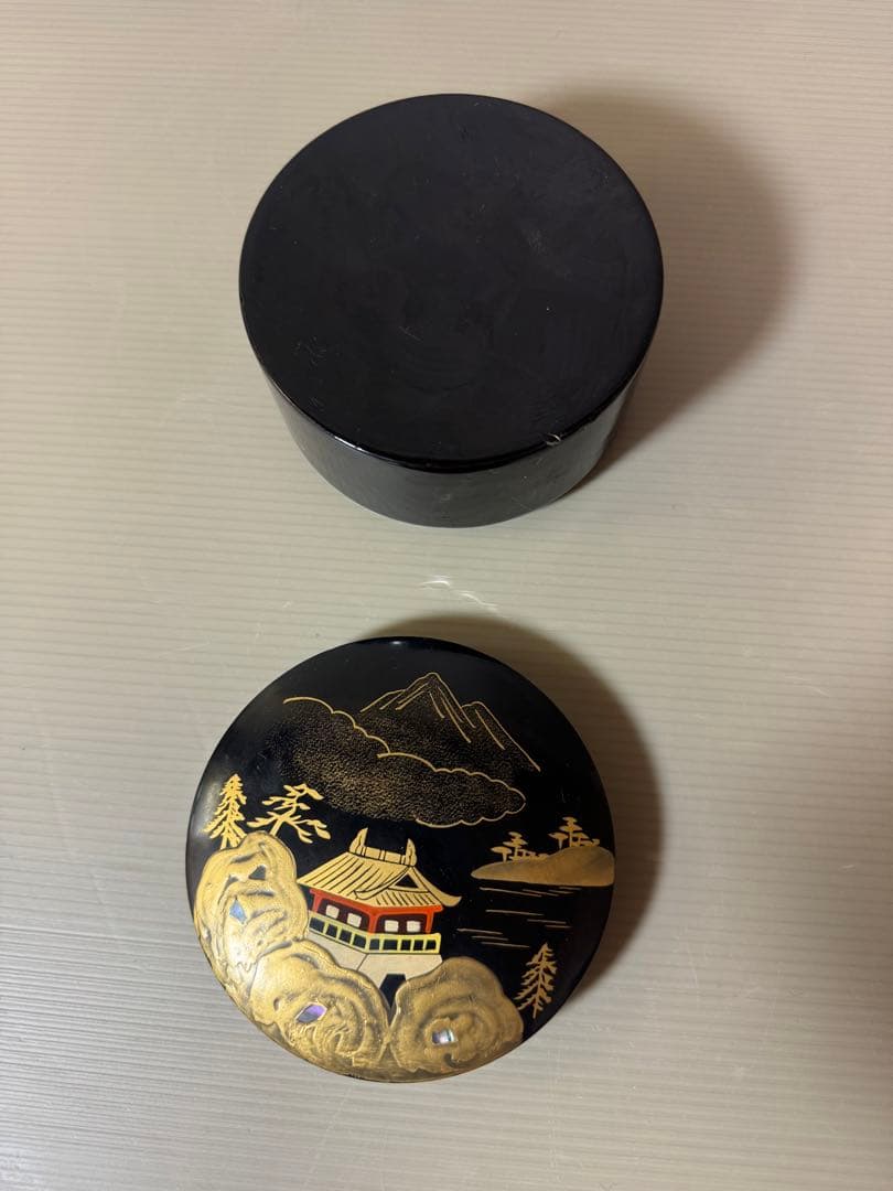 2766 漆器　金蒔絵　棗1客　皿4客