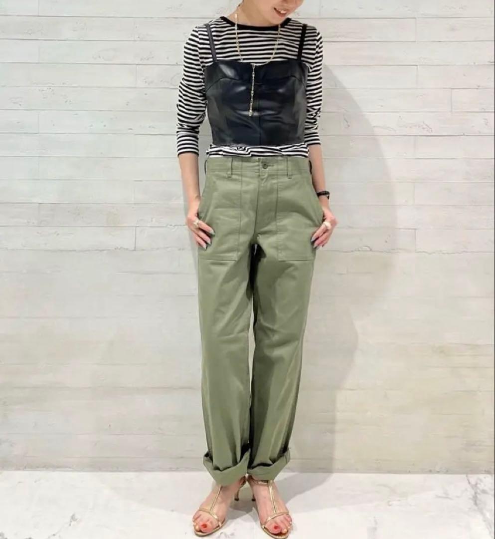 Spick and Spanルーズベイカーパンツ 40カーキ