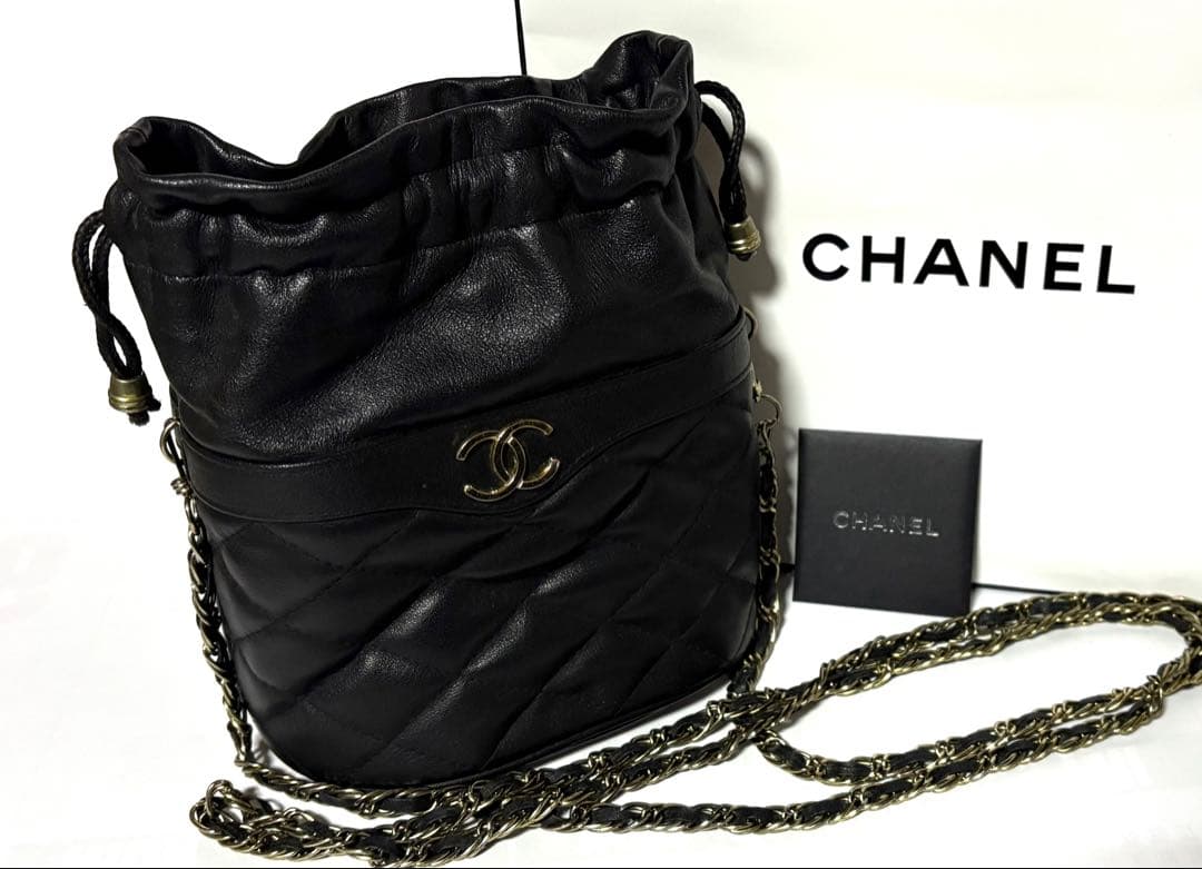 CHANELシャネル☆チェーンショルダー巾着バッグ&ブランドショッパー・カード
