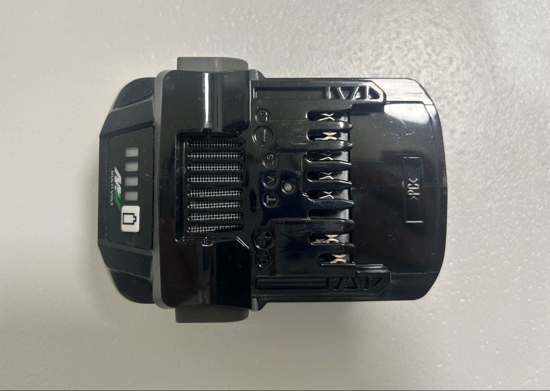 HiKOKI コードレスクリーナー