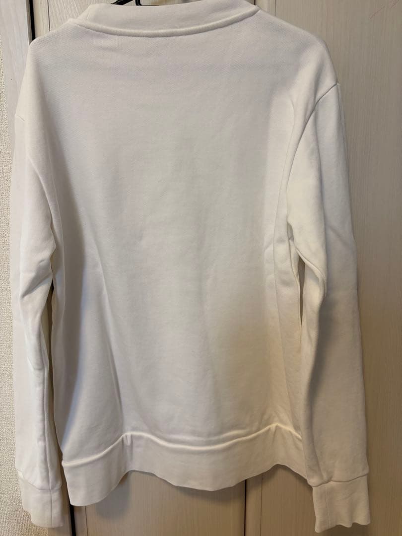 23AW美品❣️正规品❣️男女兼用モンクレールロゴエンブロイダリートレーナーホワイト