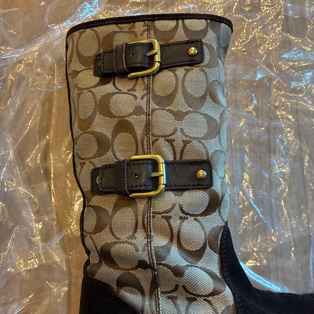 ひろにゃん　コーチブーツ