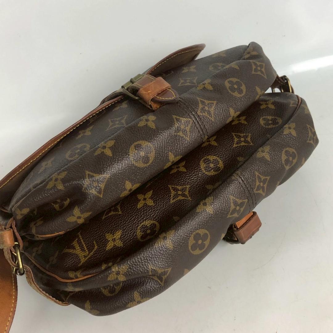 LOUIS VUITTON ルイヴィトン ソミュール ショルダーバッグ