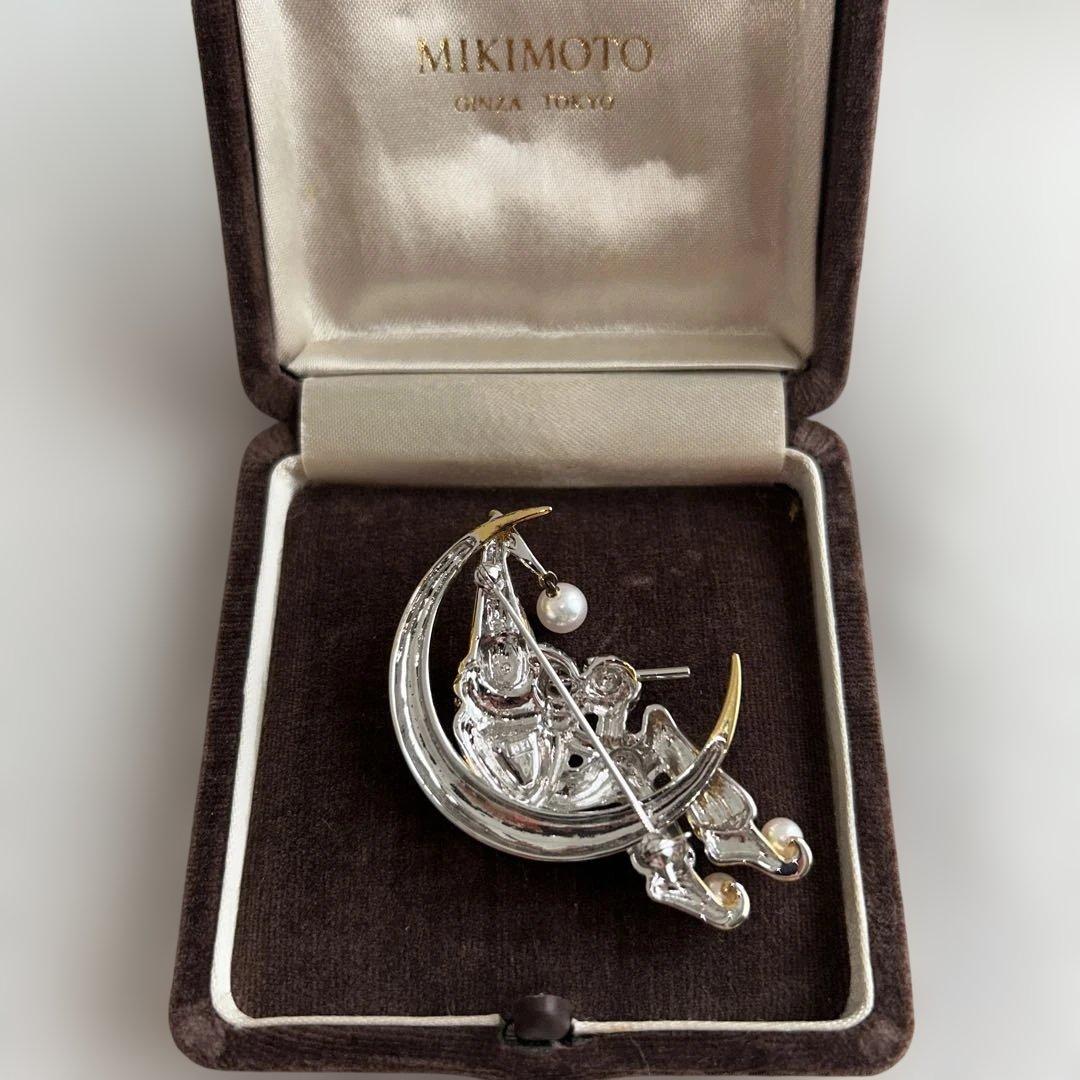 ミキモト　ブローチ