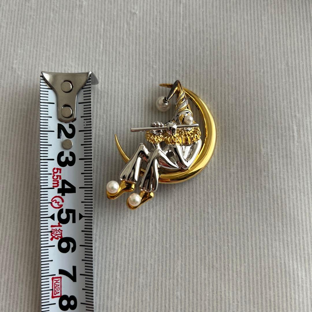 ミキモト　ブローチ