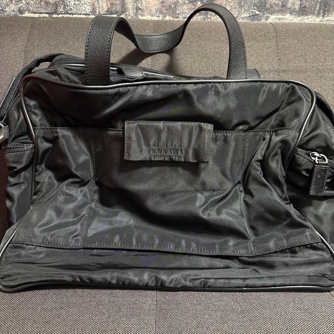 PRADA ブラック ビジネスバッグ　ショルダー付