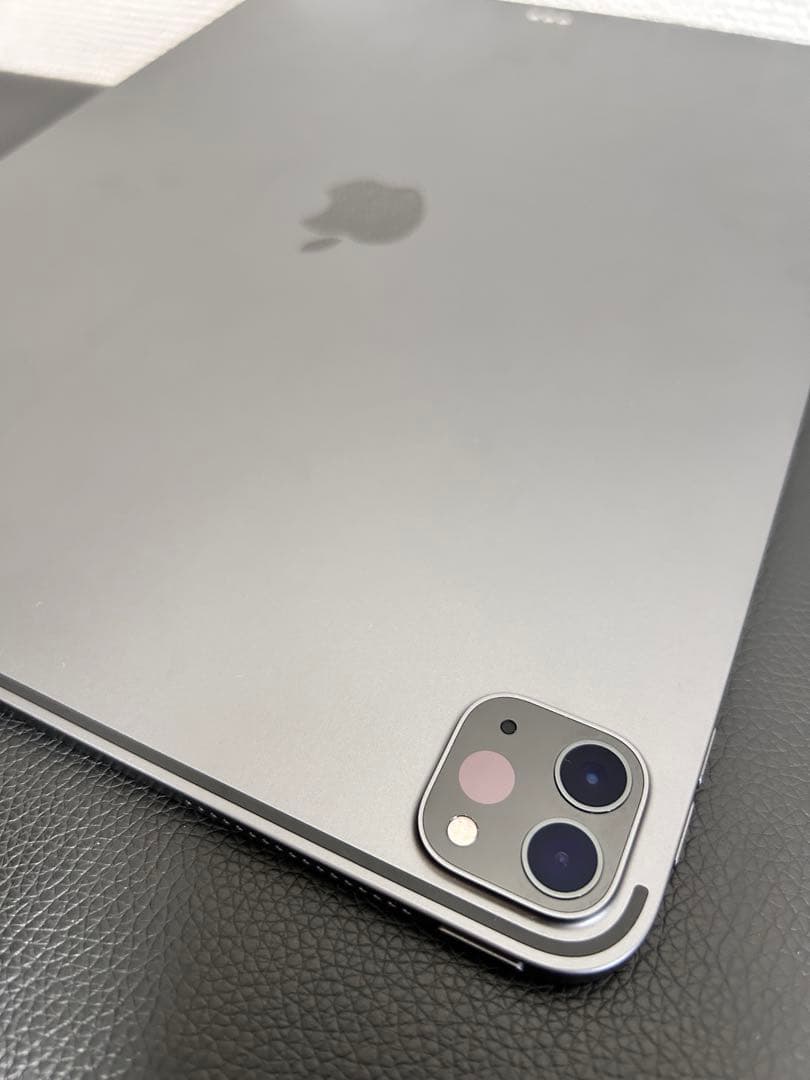 iPad Pro 第4世代 12.9インチ 128GB 純正キーボード付状態良好