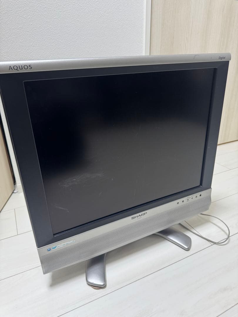 SHARP LC-20SX5 （画面サイズ4:3。レトロゲーム/VHSに最適）
