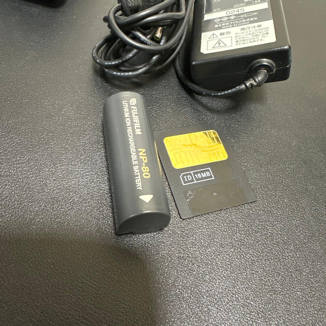 平成レトロFUJIFILM FinePix 4800Z 美品　動作品　訳あり