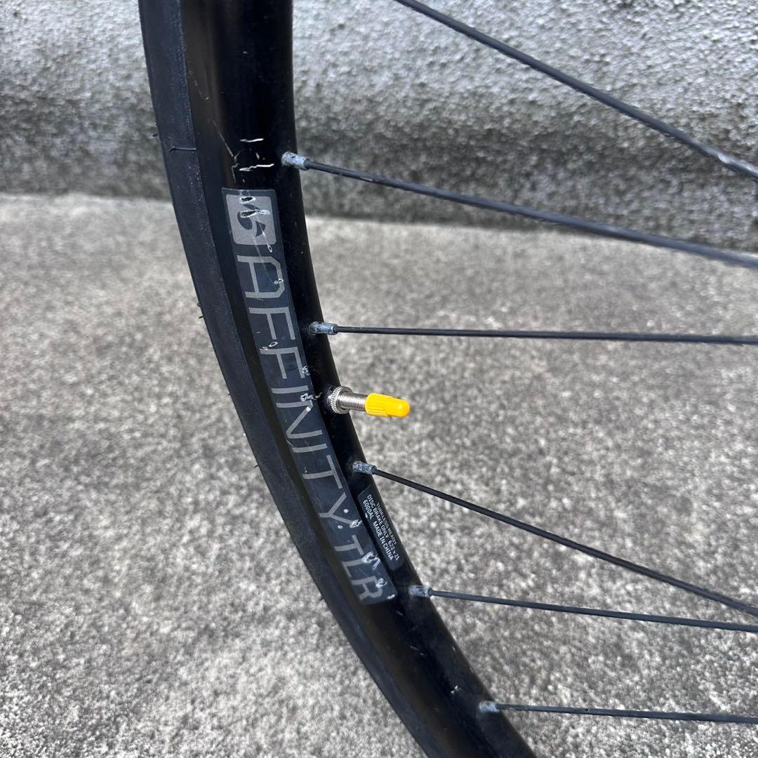 TREK FX4 DISC 引き取り可　クロスバイク