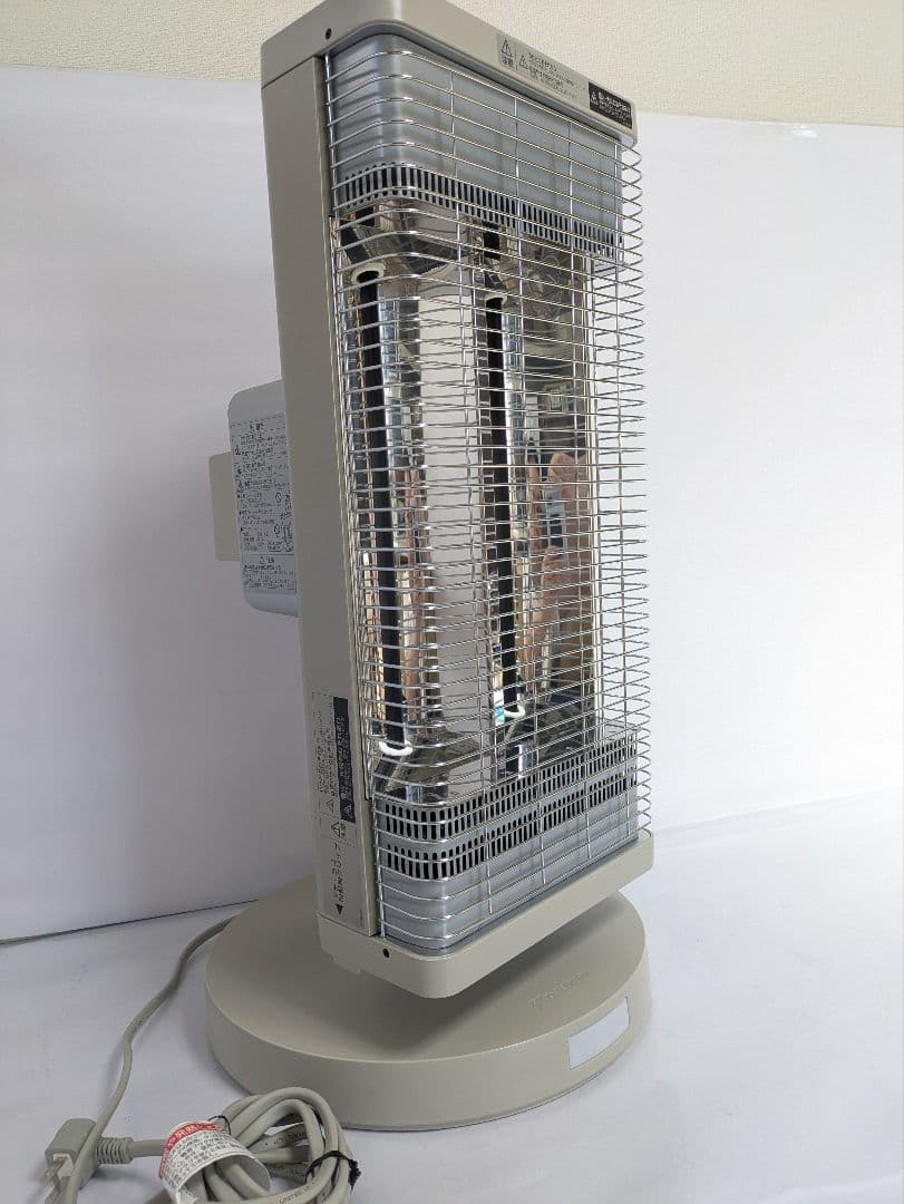 ダイキン　遠赤外線暖房　セラムヒート　ERFT11ZSE2　2022年製