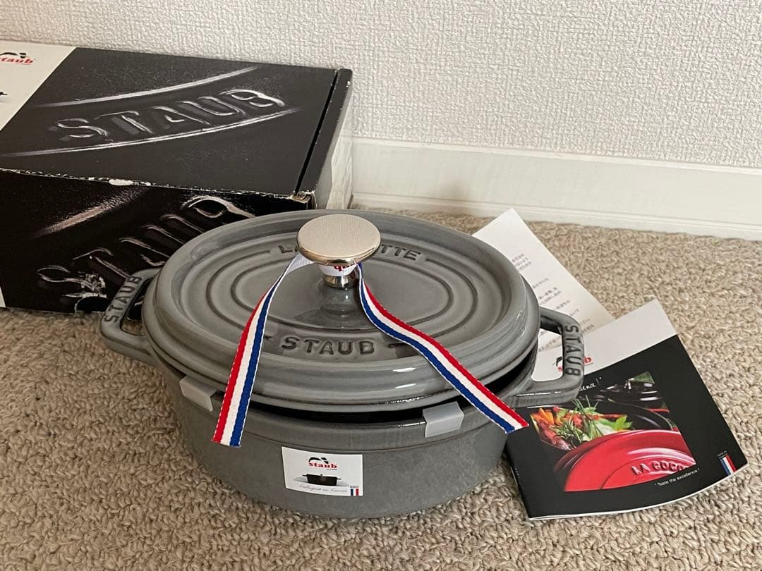 新品未使用カケ有　STAUB ストウブ　ピコココット オーバル 17cm グレー