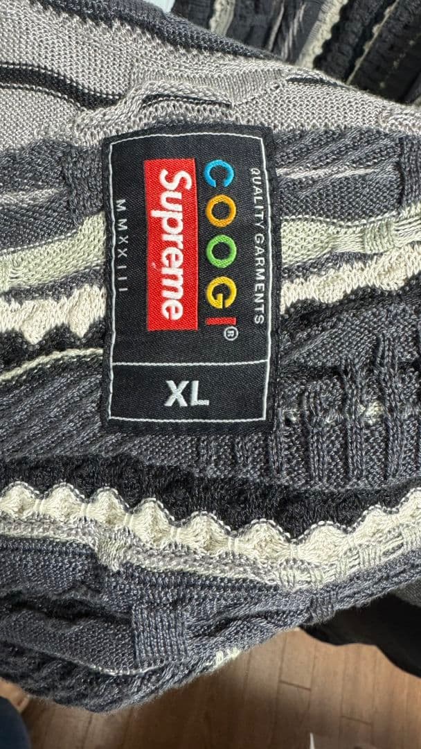 【美品】COOGI Supreme ストライプベスト XL