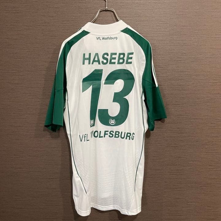 新品　長谷部　直筆サイン入り　ユニフォーム　VFL WOLFSBURG 13番