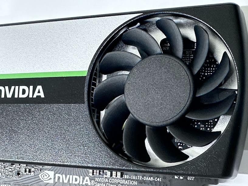 ★新品未使用★ NVIDIA T1000 8GB グラフィックボード