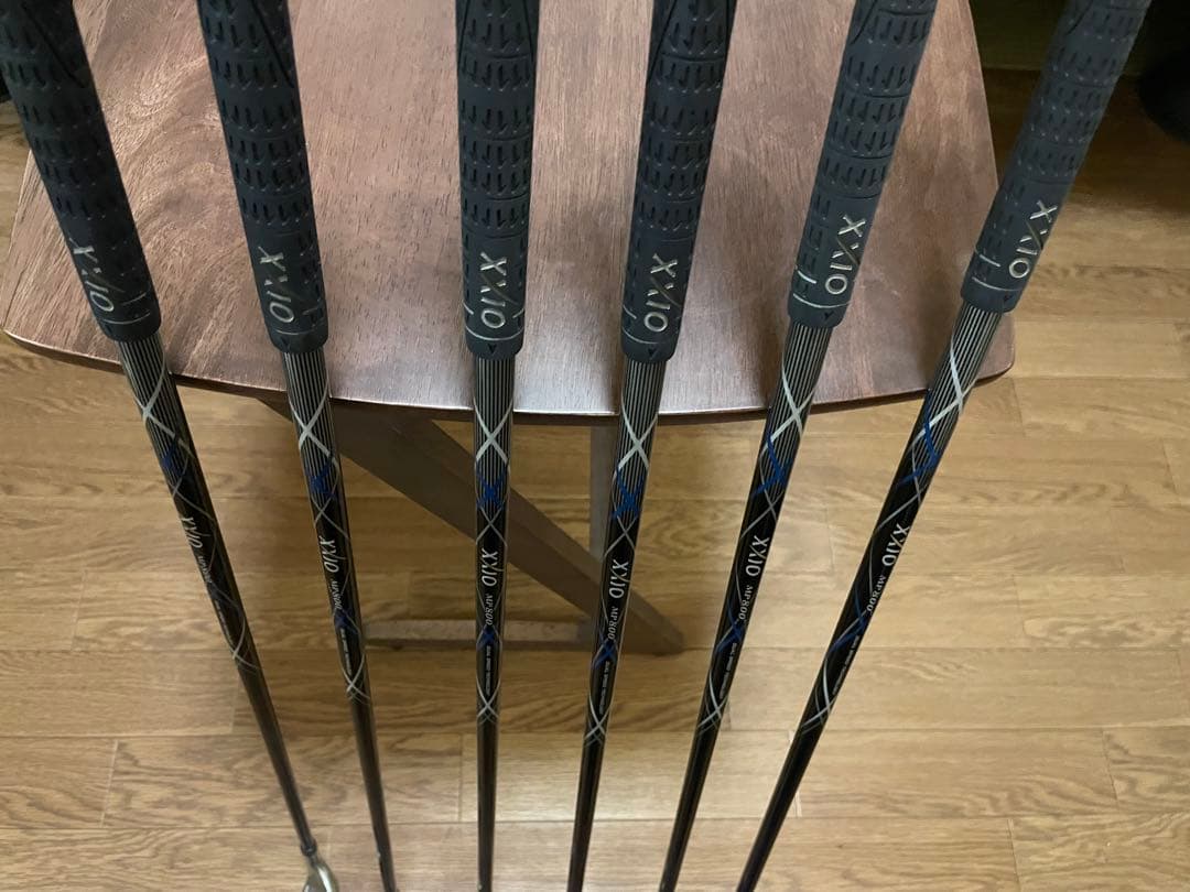 が*ん様 レフティ ゼクシオ8（ドライバー・アイアンセット）+ オリマーパター