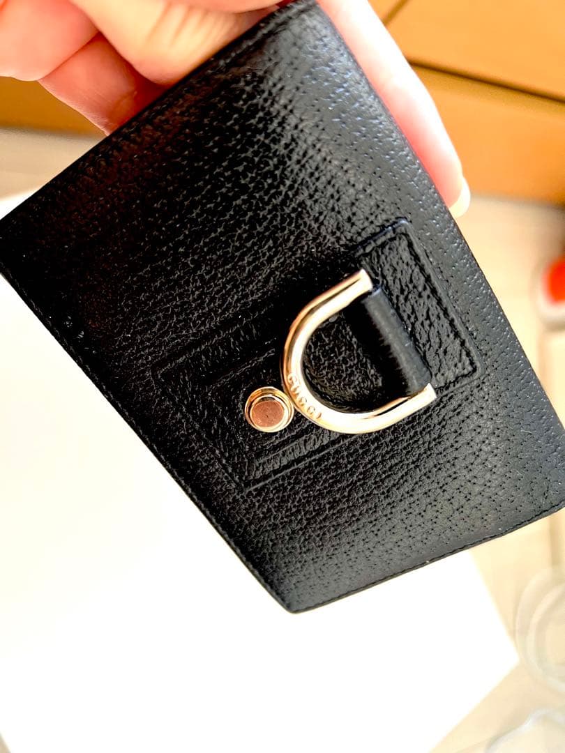 グッチ　名刺入れ　男女兼用　日本橋高島屋で購入