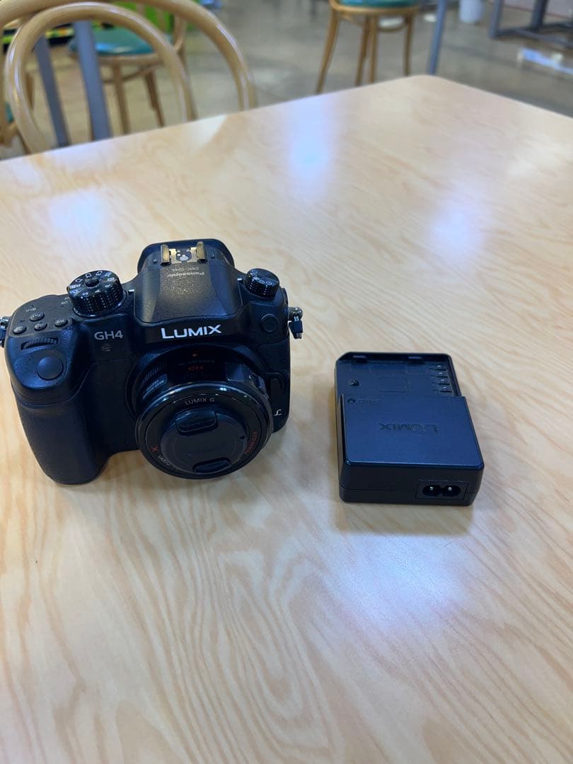 デジタルカメラ Panasonic Lumix GH4
