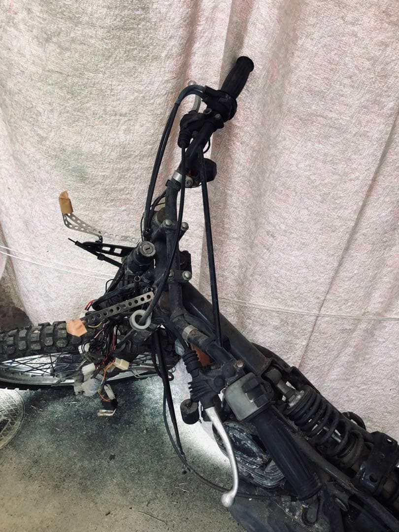 ヤマハ　XT 250 オフロードバイクフロント部品　旧車、不動、