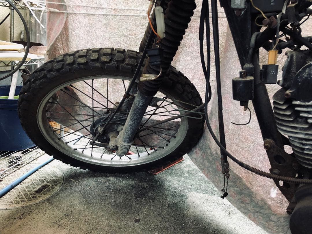 ヤマハ　XT 250 オフロードバイクフロント部品　旧車、不動、