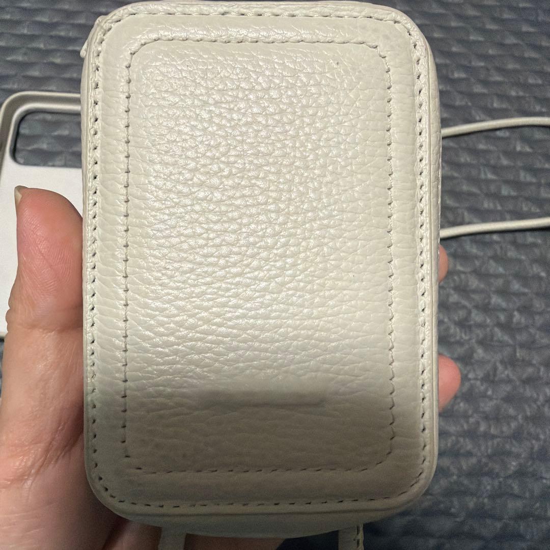 objcts.io オブジェクツ　iPhone17pro 土屋鞄　ケース　バック