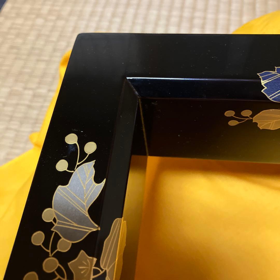 茶道具「踊桐蒔絵炉縁（おどりぎりまきえろぶち）」　塗師「平安浄白造」