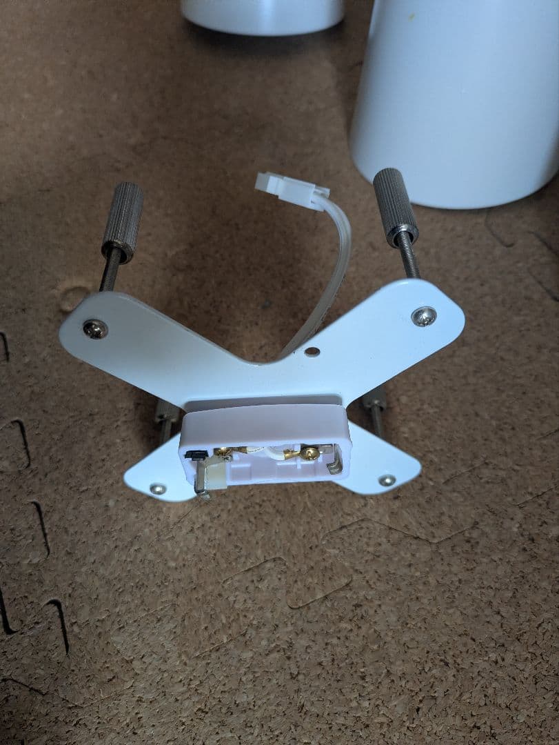 4灯式シーリングライト ホワイト