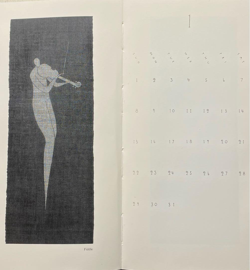 望月通陽　草木染めタペストリー　「奏でる器」からー　「バンドネオン」