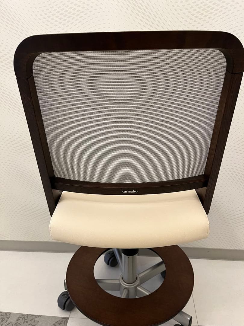 ♦️カリモク デスクチェア♦️高さ調整・回転可能