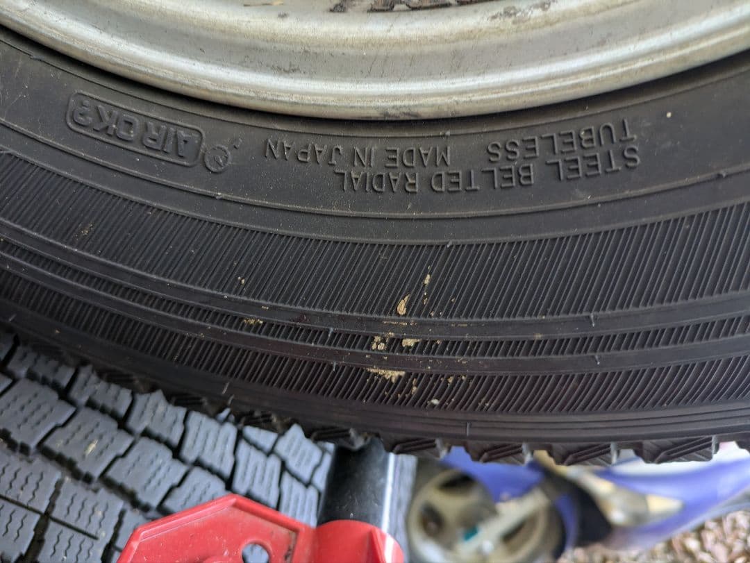 ハイエース用スタッドレスタイヤホイールセット