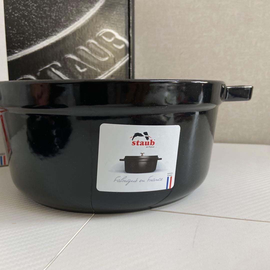 未使用⭐️staub ストウブ ピコ ココット ラウンド ブラック 22cm