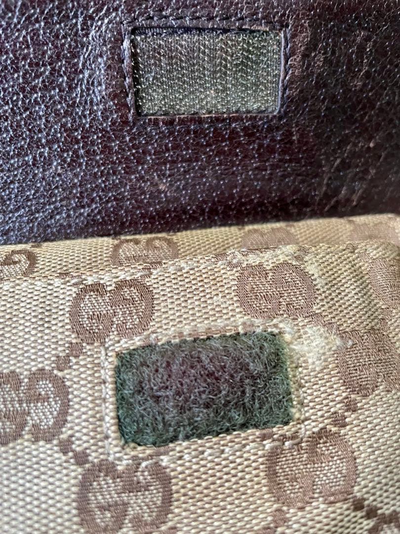 GUCCI ボディバッグ GG キャンバス シェリーライン