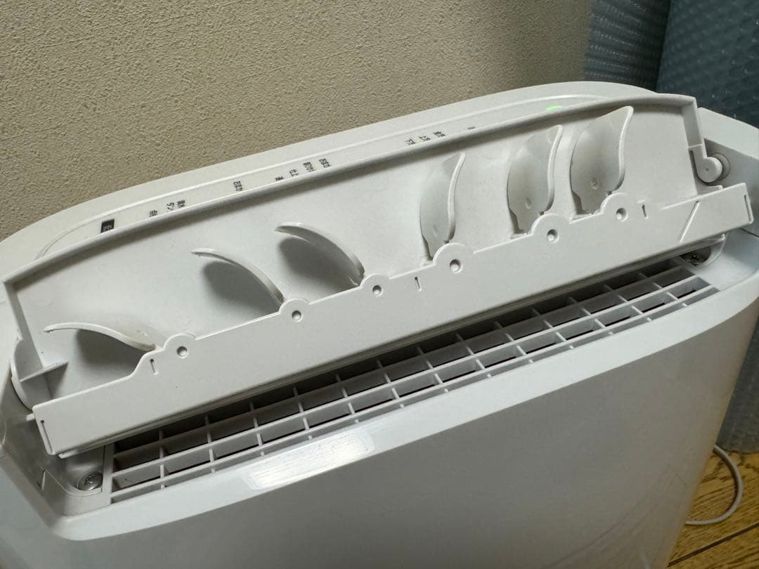 パナソニック F-YZS60 衣類乾燥除湿機 デシカント式 2019年製 除湿器