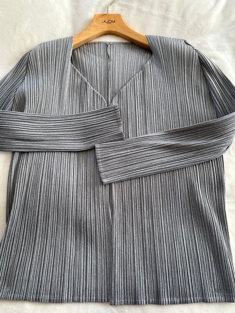 美品✨プリーツプリーズ デザインカーディガン 羽織り グレー 3 ／Ｌ
