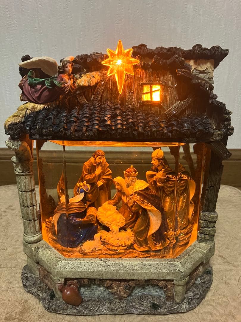 キリスト生誕テーマの飾り物❄️