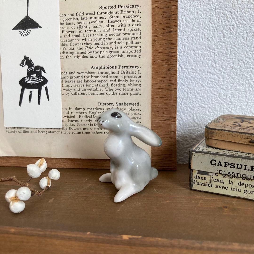 ロモノーソフ　ヴィンテージフィギュリン/フィギュア　希少な垂れ耳ウサギ　うさぎ