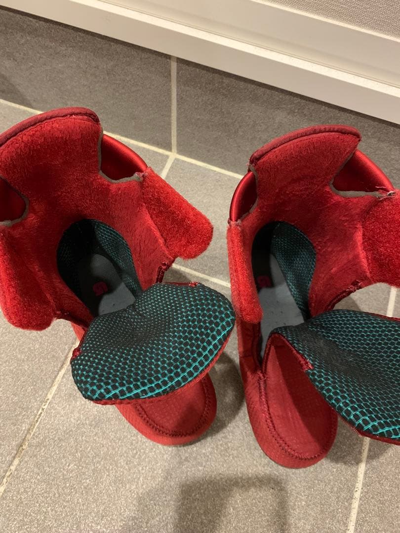 Burton バートン女性用ボードブーツ RITUAL レッド 23.5