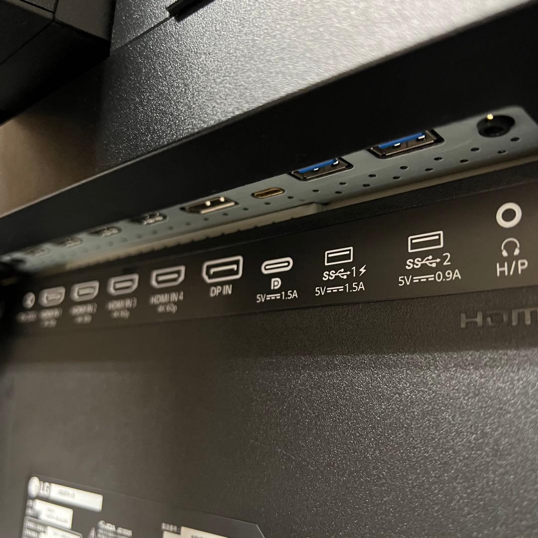 即日受渡❣️全国送料込LG43型4Kモニター 4画面ディスプレイゲームに最適