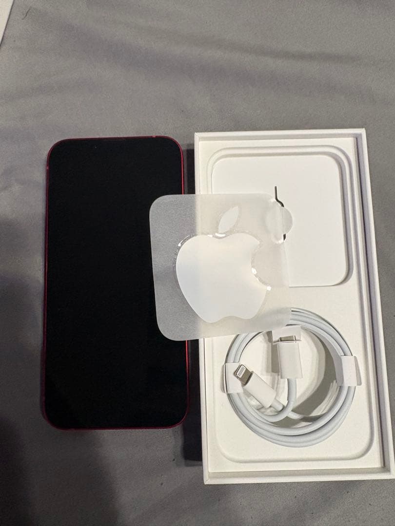 ほぼ新品 Apple iPhone 13 256GB PRODUCT(RED)