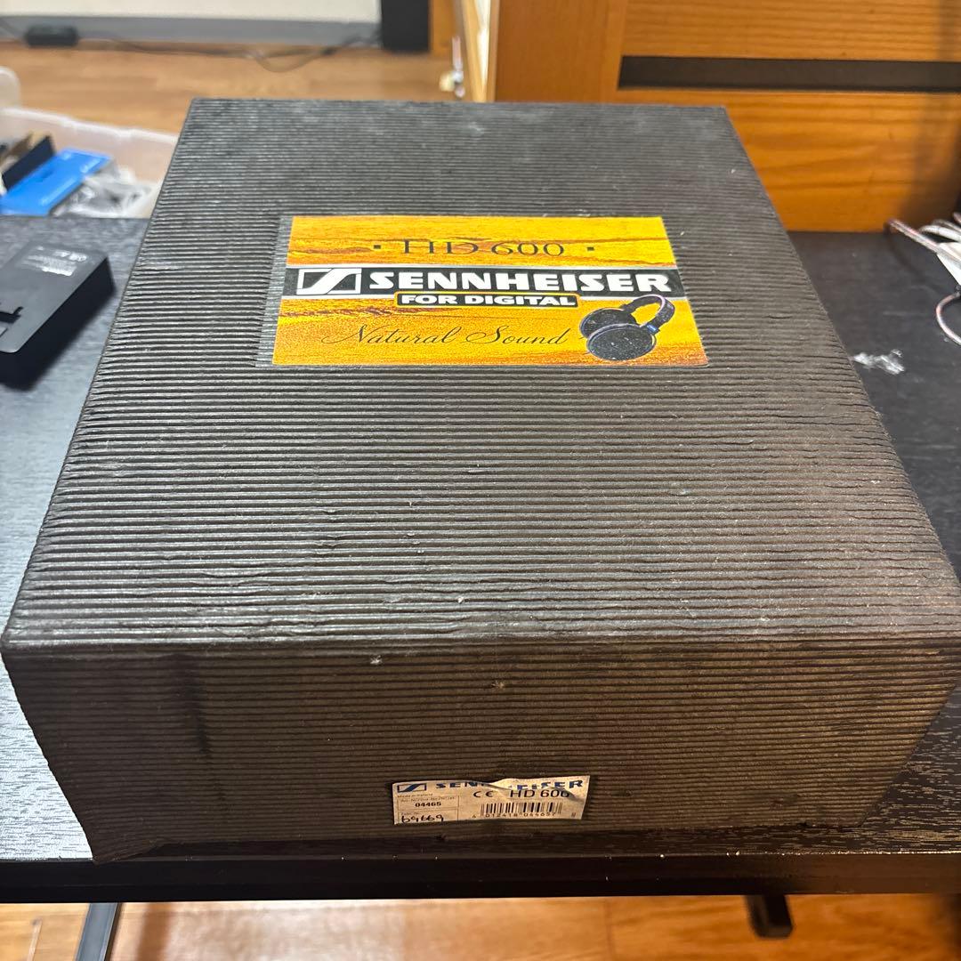 Sennheiser HD 600 （初期生産モデル）