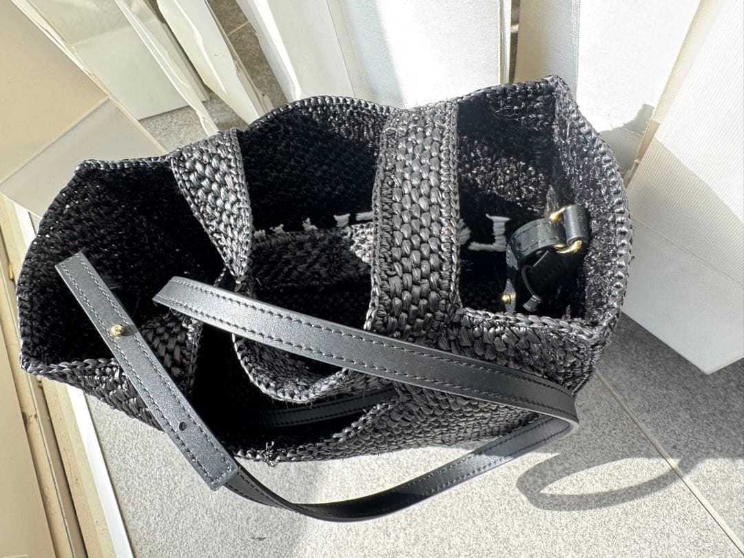 LOEWE かごバッグ　フォント　トート　カゴ　ショルダー　黒